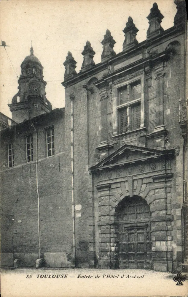 Toulouse — Eingang zum Hôtel d'Assézat — unbekannter Verlag, Seriennummer 85 - Vorderseite
