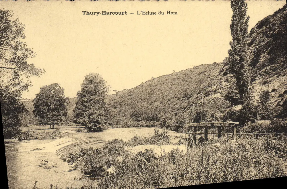 Thury-Harcourt — A Eclusa do Hom — Edição Hindouane - Frente