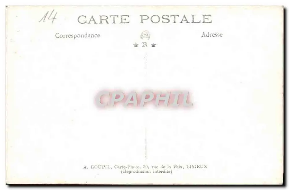 Cássia de prata dourada — contendo as relíquias da Irmã Tereza — propriedade do Carmelo de Lisieux - Verso
