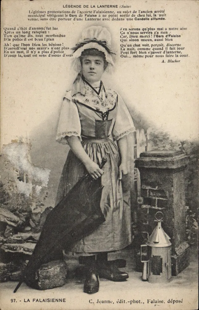 La Falaisienne — scène de nuit avec lanterne — C. Jeanne, édit.-phot., Falaise, déposé - Recto