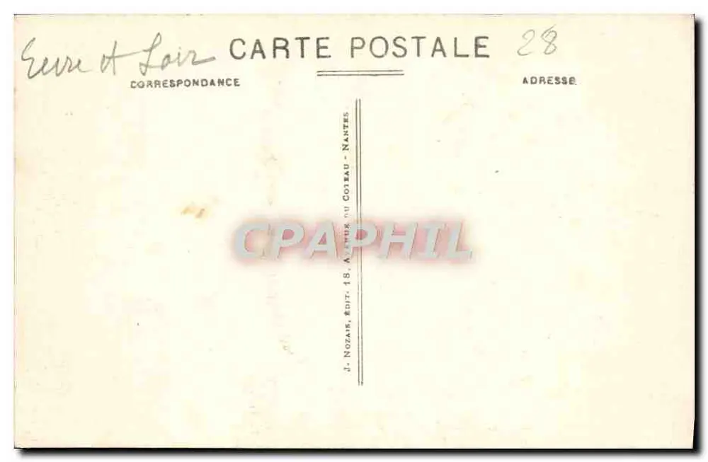 Le Cellier - Castelo de Clermont. Pátio de Honra - Verso
