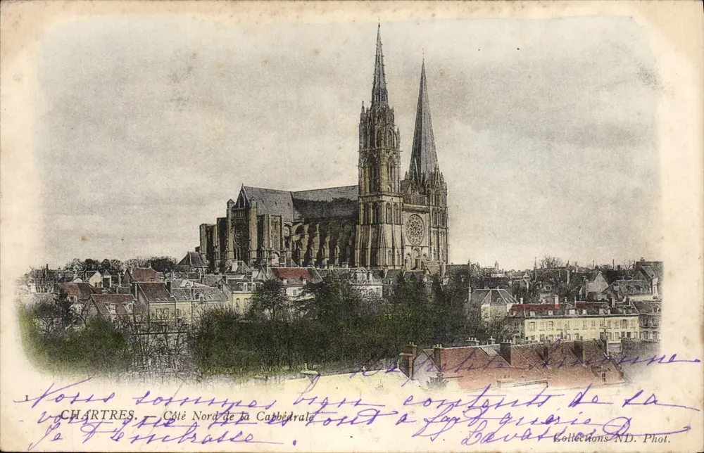 Chartres — Lado Norte da Catedral — Collections ND. Fot. - Frente