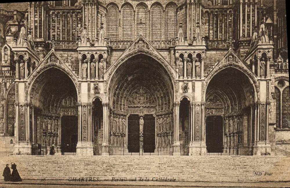 Chartres — Portal sul da Catedral — ND Phot - Frente