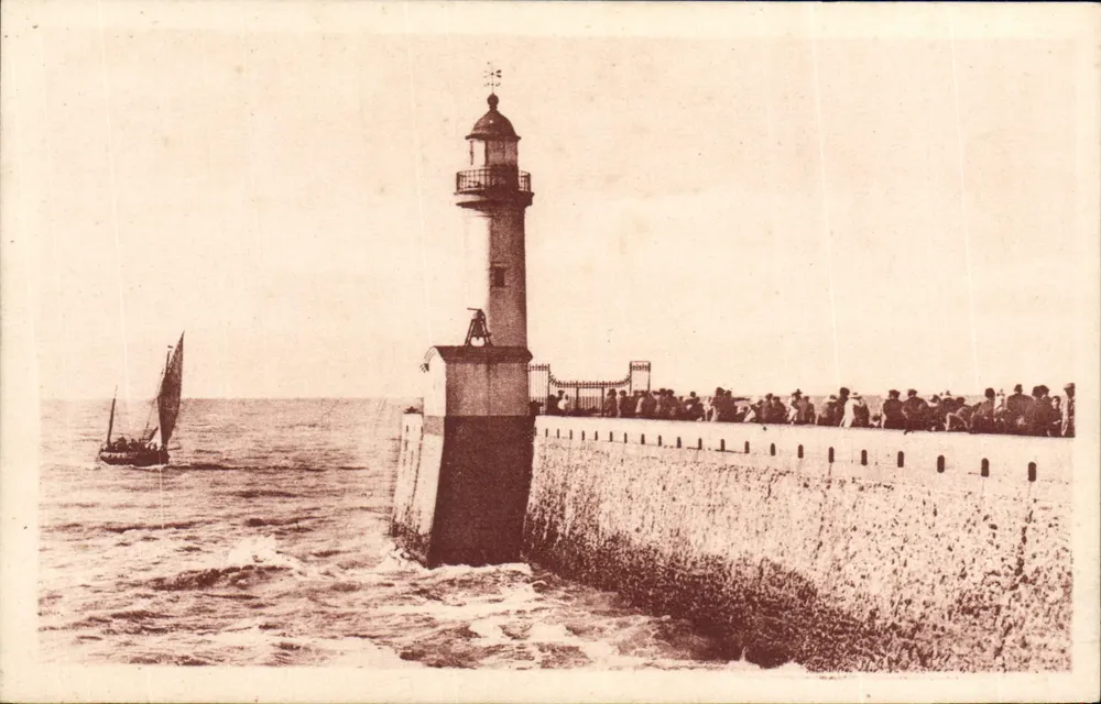 O Farol e a Doca — Le Tréport — Editor Le Tréport, n° 48 - Frente