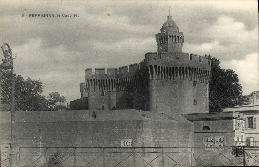 Perpignan, o Castillet — editor JOB, n° 5 - Frente