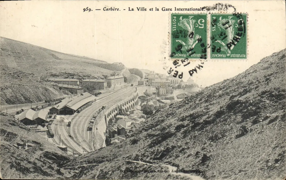Cerbère — Die Stadt und der Internationale Bahnhof — Grande Poste Française, n° 959 - Vorderseite
