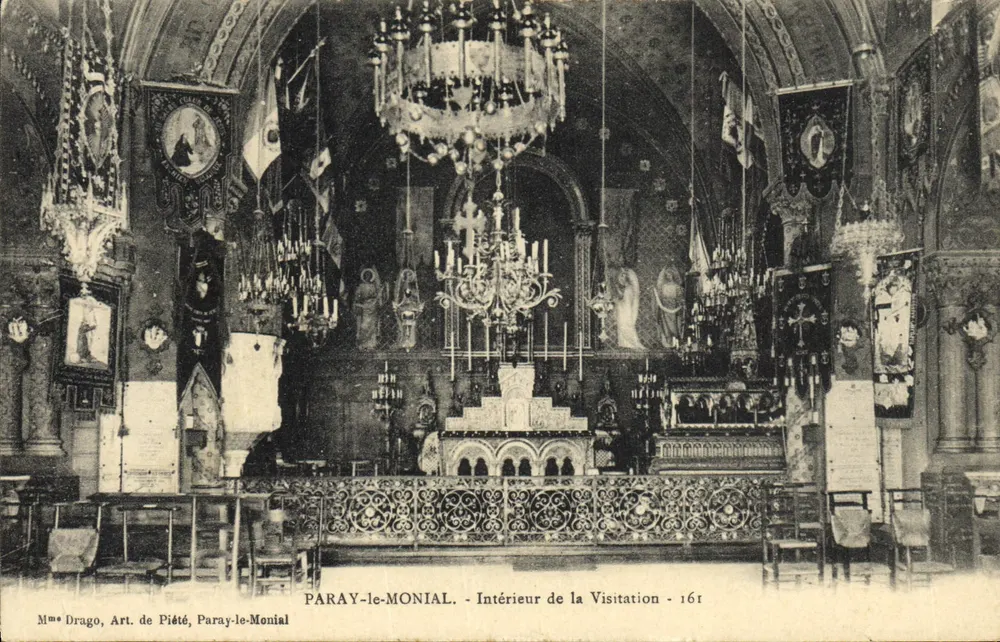 Paray-le-Monial - Interior da Visitação - Frente