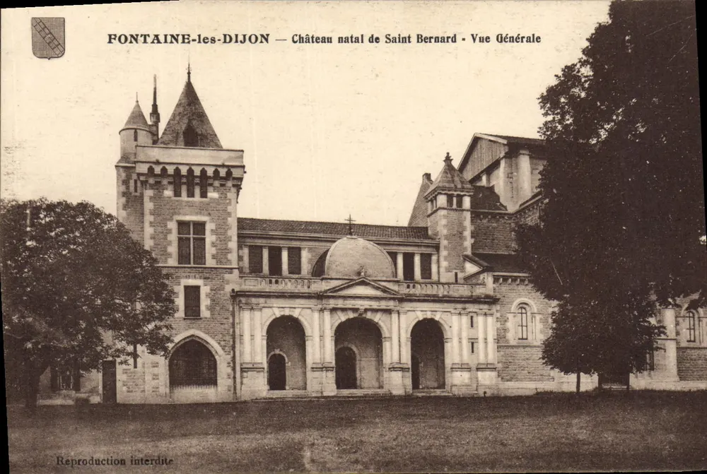 Fontaine-lès-Dijon — Geburtschloss des heiligen Bernhard — Allgemeiner Blick - Vorderseite