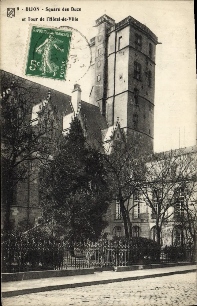 Dijon - Square des Ducs und Tour de l'Hôtel-de-Ville — Verlag R. GROS, n°9 - Vorderseite
