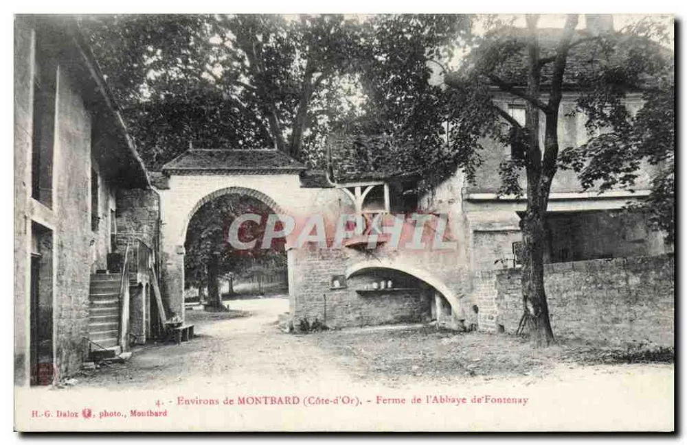Umgebung von MONTBARD (Côte-d'Or) — Hof der Abtei Fontenay — H.-G. Daloz, Foto, Montbard - Vorderseite