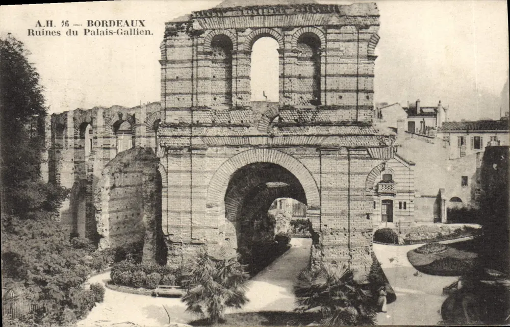 Bordeaux — Ruinen des Palais-Gallien — A.H. 16 - Vorderseite