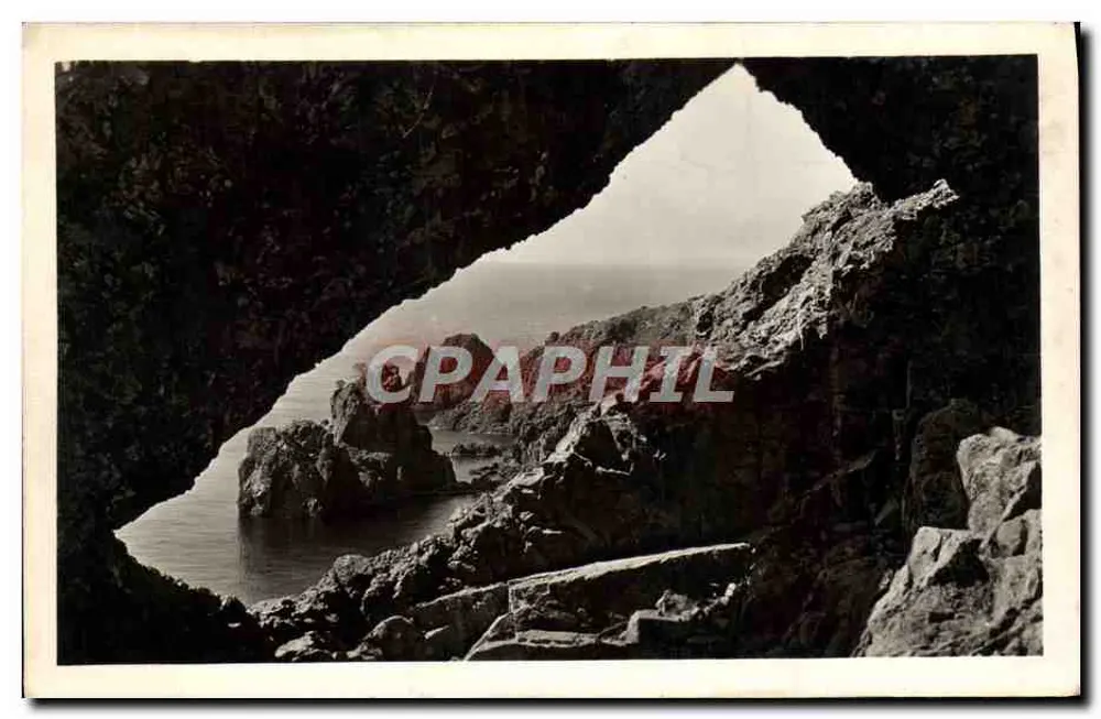 The Cathedral viewed from the Rock Hole — Éditions Saint-Raphaël — n°5175 - Front