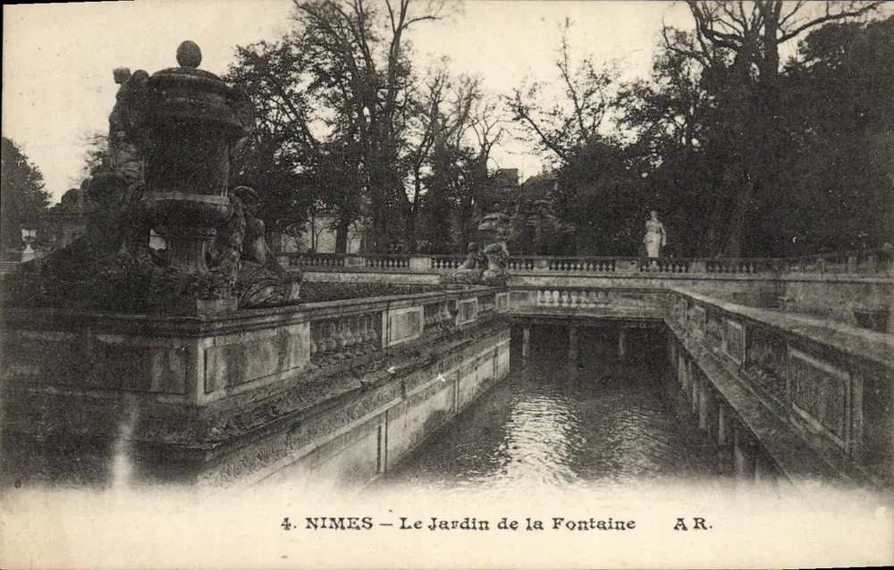 Nîmes — Der Garten der Fontaine — A.R. - Vorderseite