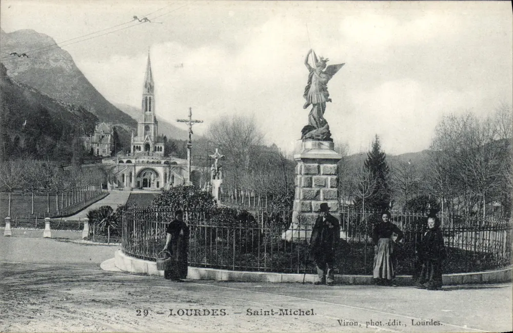 Lourdes — São Miguel — Viron, fot.-edit., Lourdes. - Frente