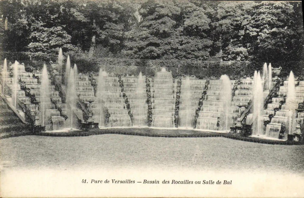 Parc de Versailles — Bassin des Rocailles oder Salle de Bal — A. Bourdier, Verlag, Versailles - Vorderseite