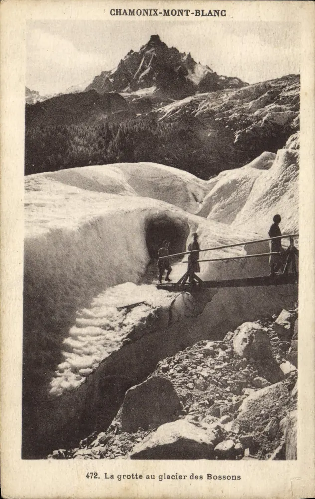 Chamonix-Mont-Blanc — La grotte au glacier des Bossons — Gay-Couillet, phot. n°472 - Recto