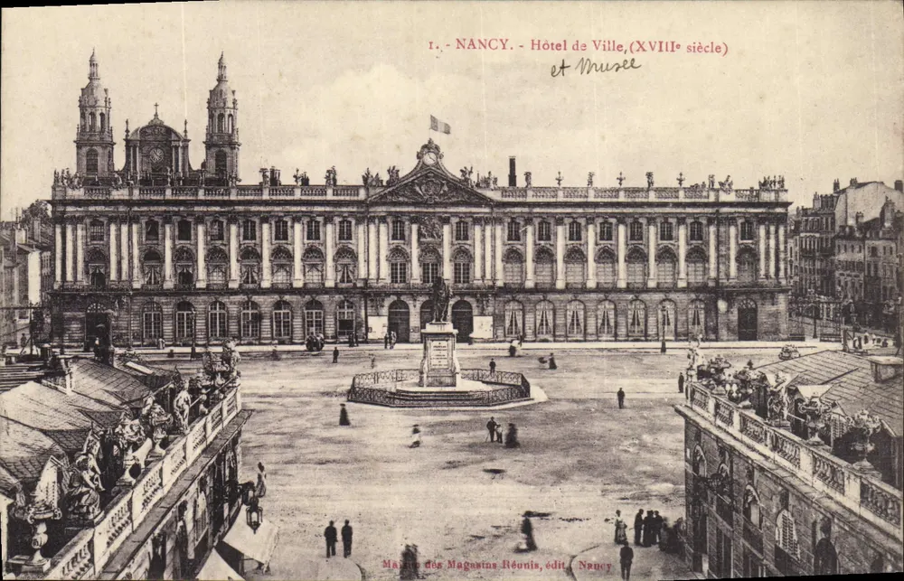 Nancy - Hotel de Ville (século XVIII) e Museu - Frente