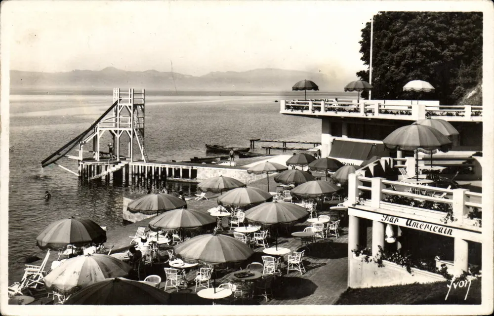 Evian-les-Bains — La terrasse de la plage — Les Éditions d'Art 'VYON' - Recto