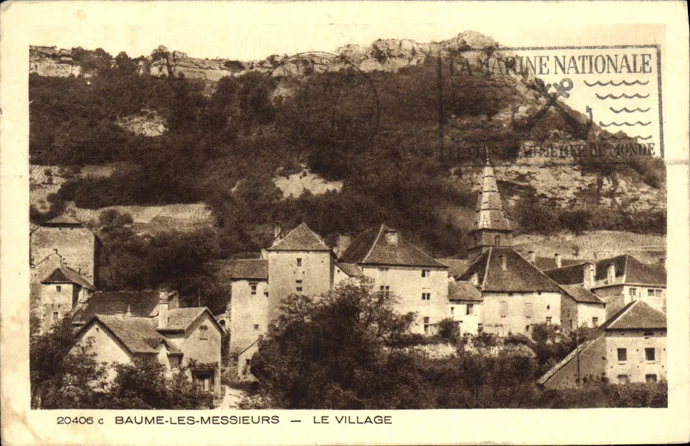 Baume-les-Messieurs — O Village — Editor: A Marinha Nacional - Frente