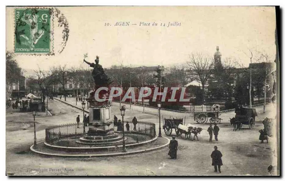 Agen — Place du 14 Juillet — Verleger: Phototypie Perrel, Agen - Vorderseite