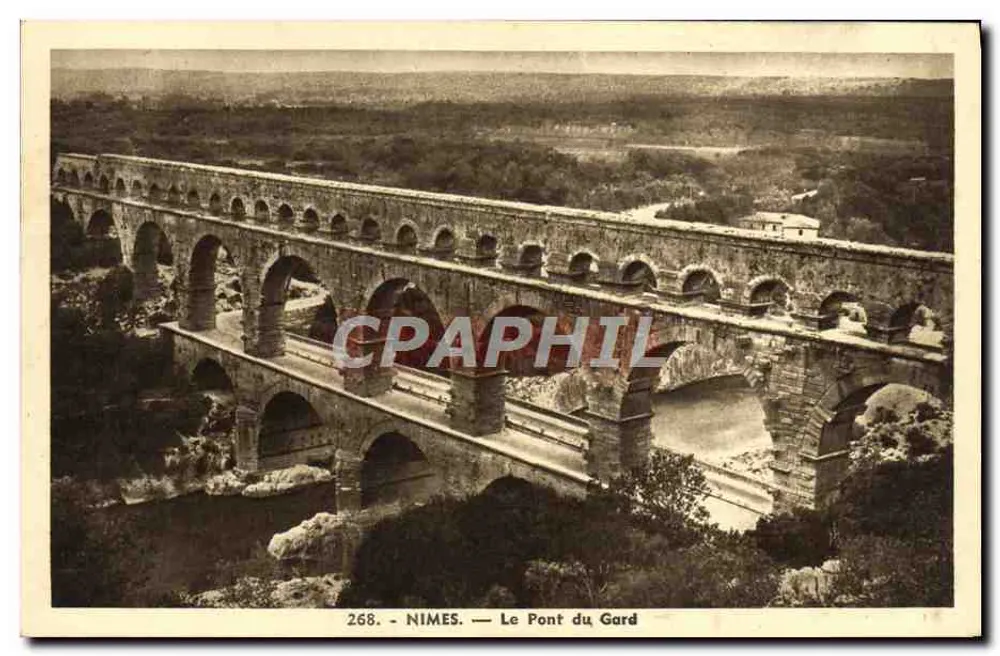 Nîmes — Le Pont du Gard — Édition « La Cigogne », 7, Cours du Vieux-Port - Marseille - Frente