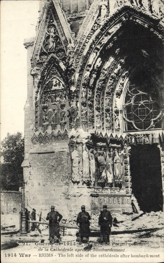 Reims — Kathedrale nach dem Bombenangriff — 21. Weltkrieg 1914 - Vorderseite