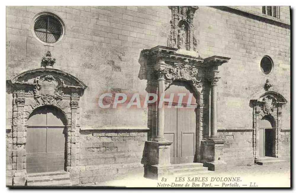 Les Sables d'Olonne — Notre-Dame de Bon Port — Portale — LL. - Vorderseite