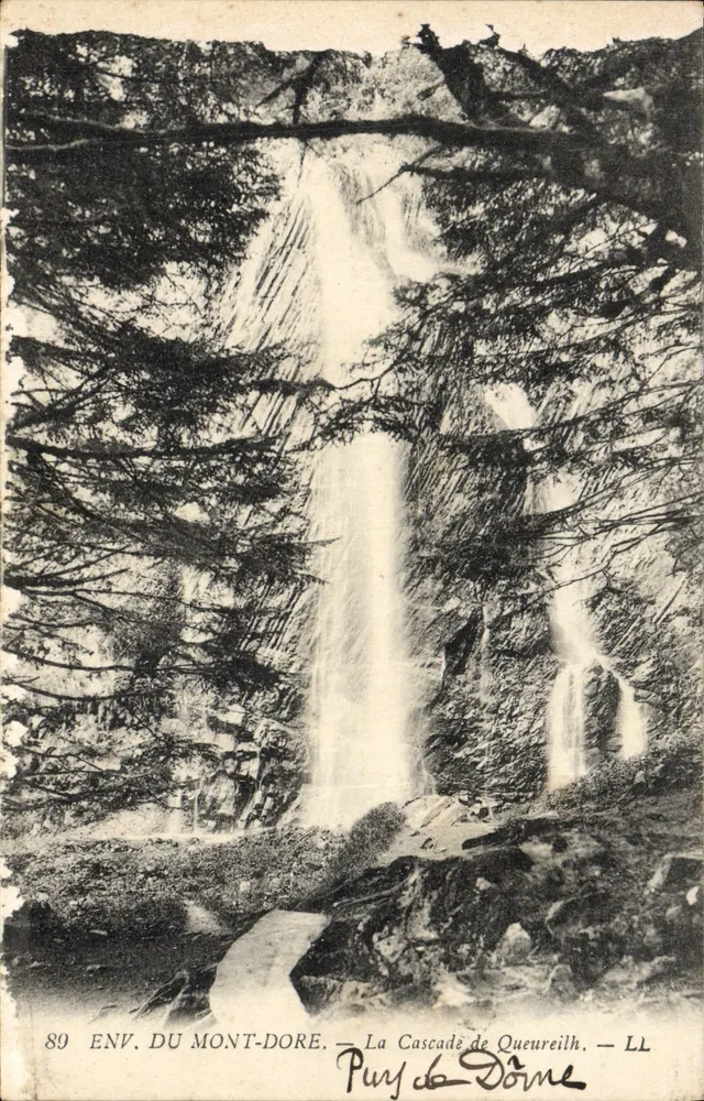 Env. do Mont-Dore — A Cachoeira de Queureilh — LL - Frente