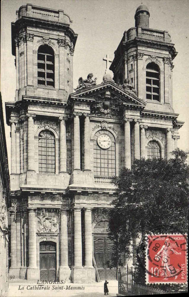 Langres — A Catedral de São Mammès — Editor não identificado, n° de série 92 - Frente