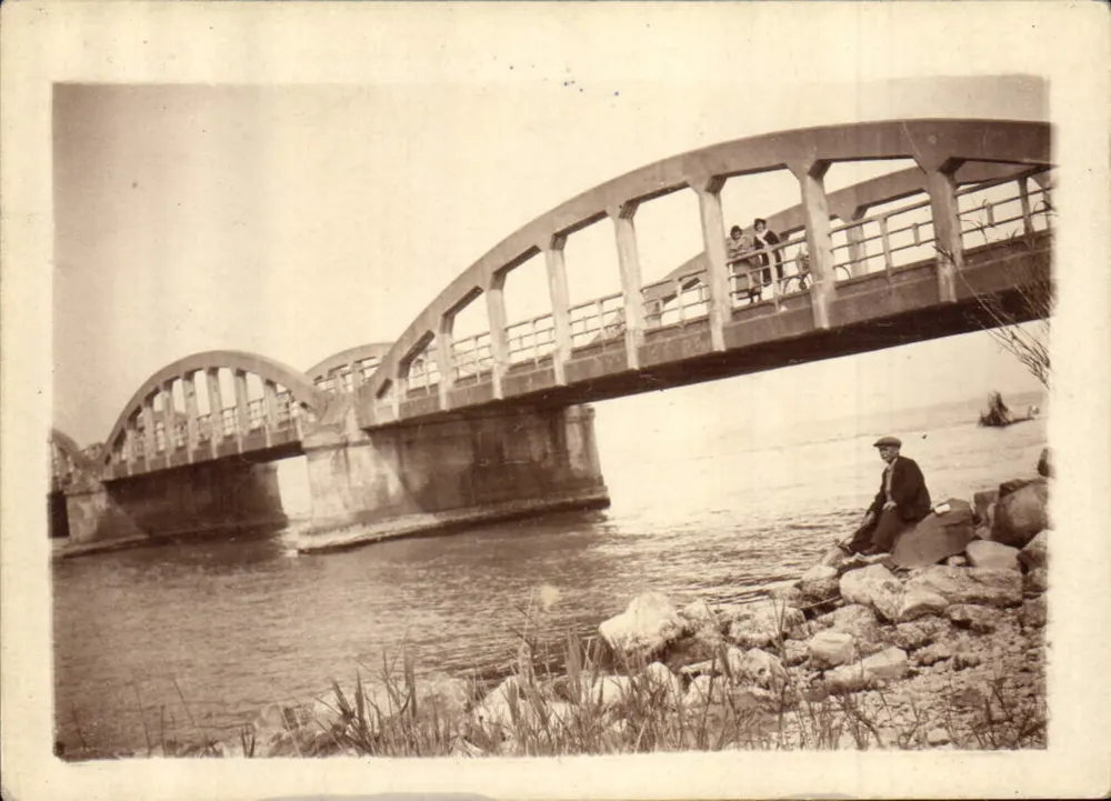 Brücke der Liagne in Mandelieu - Cottages — Aussicht auf Cannes - Vorderseite