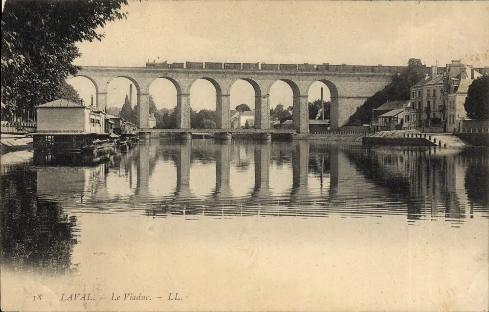 Laval — O Viaduto — LL. - Frente