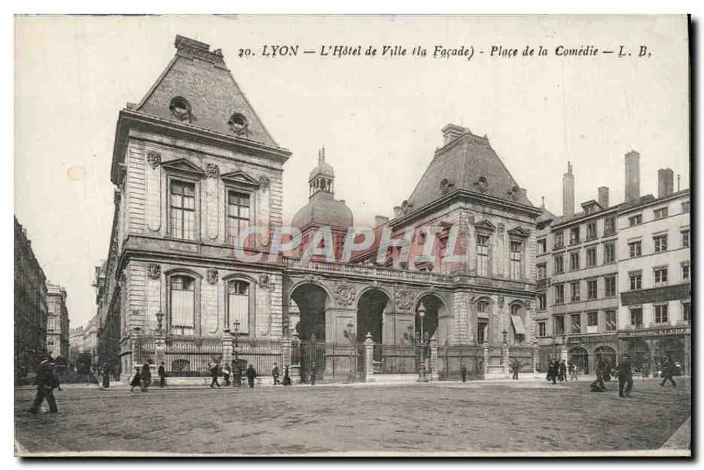 LYON — Das Rathaus (die Fassade) — Place de la Comédie — L. B. - Vorderseite
