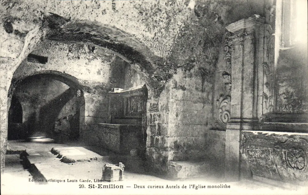St-Émilion — Zwei merkwürdige Altäre der monolithischen Kirche — Éditions artistiques Louis Garde, Libourne - Vorderseite