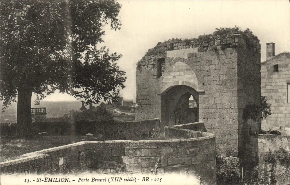 Si-Émilion - Porte Brunel (XIIIe siècle) - BR-215 - Frente