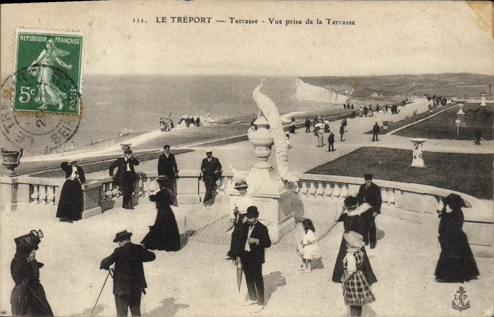 Le Tréport — Terrasse — Ansicht von der Terrasse — Verlag L.P. n°114 - Vorderseite