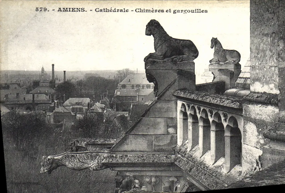 Amiens - Kathedrale - Chimären und Wasserspeier - Vorderseite