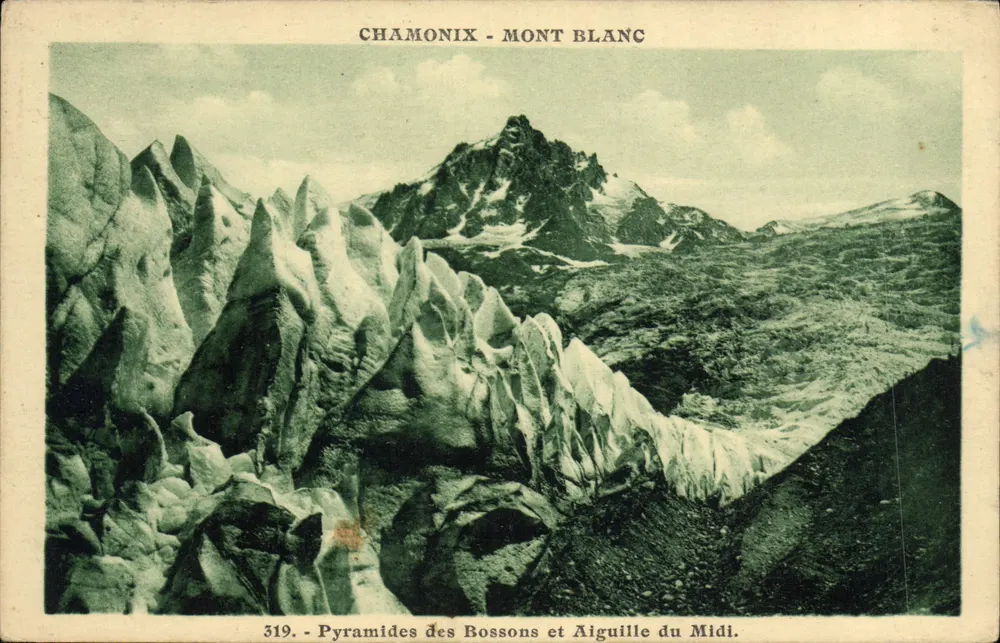 Chamonix - Mont Blanc — Pyramides des Bossons et Aiguille du Midi — n° 319 — Phot. Mt-Blanc - Gay-Blanc - Recto