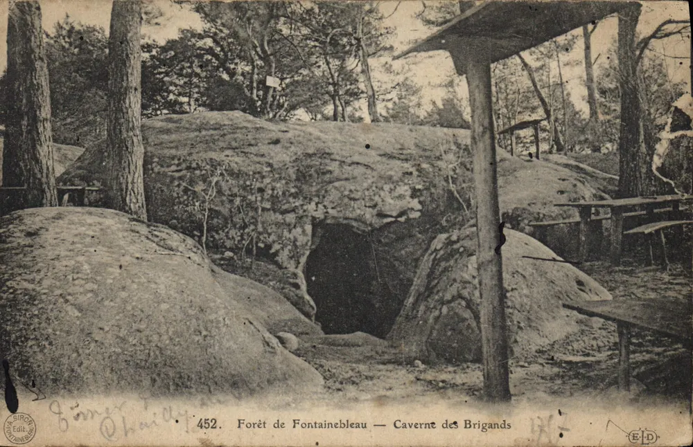 Wald von Fontainebleau — Höhle der Räuber — Verlag: Ginner & Taily, Nr. 452 - Vorderseite