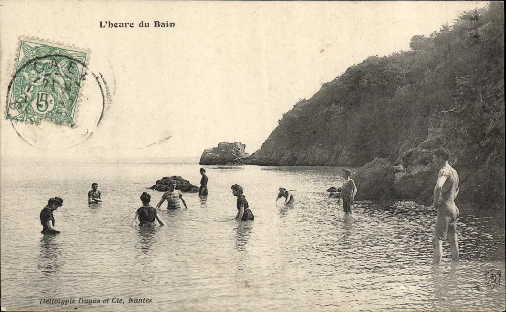 A Hora do Banho — praia rochosa — Héliotypie Dugas et Cie, Nantes - Frente