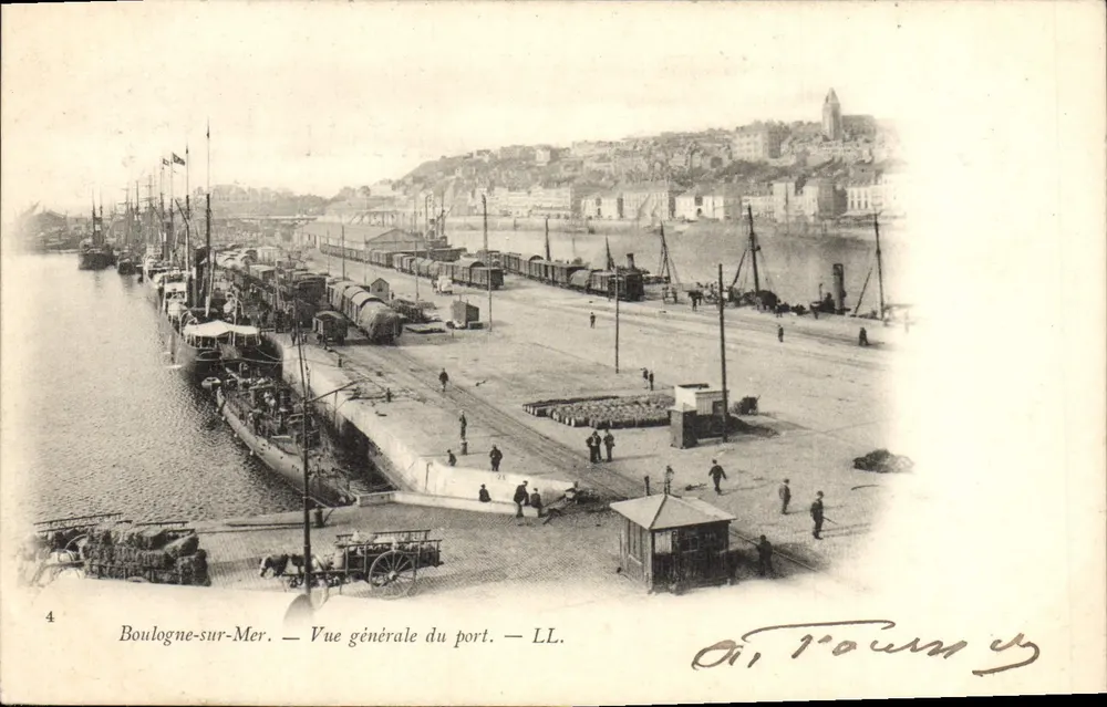 Boulogne-sur-Mer — Allgemeiner Blick auf den Hafen — LL. - Vorderseite