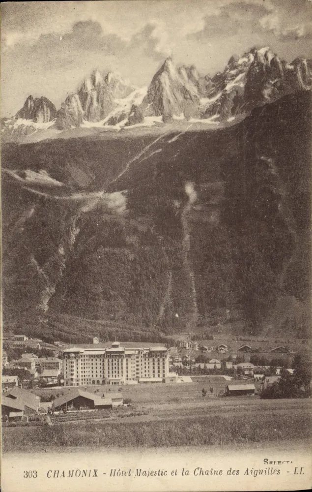 Chamonix — Hotel Majestic und die Aiguilles-Kette — SRIECT, Nr. 303 - Vorderseite