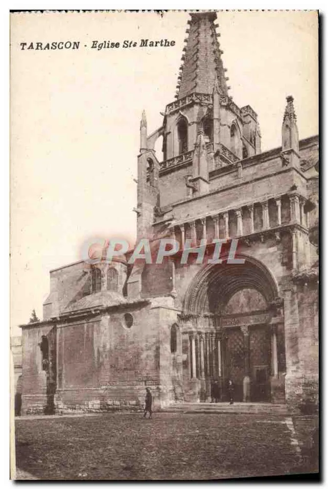 Tarascon - Igreja de Santa Marta — vista da fachada e da torre gótica - Frente