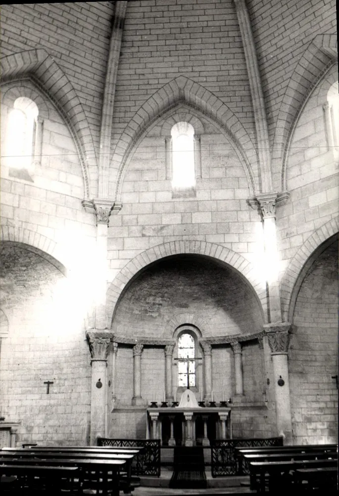 Igreja de São Miguel de Entraignes — Absidiole de Coro (século XII) - Frente