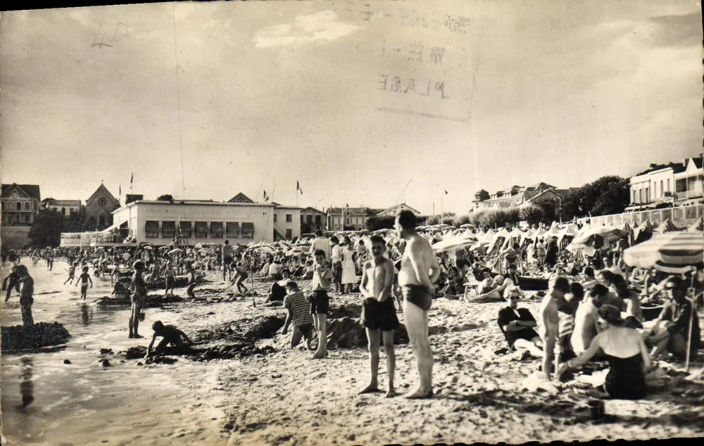 A Praia — Saint-Georges-de-Didonne — Edições GNY - Frente