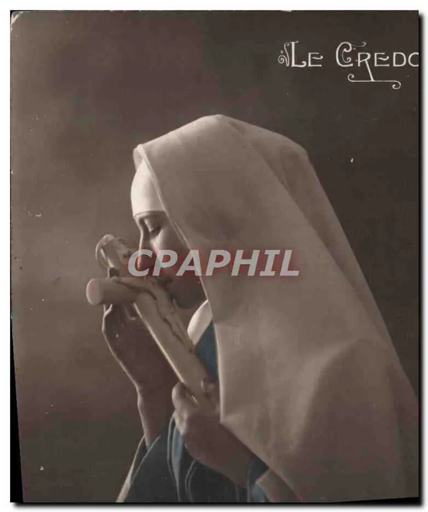 Irmã religiosa — oração — Le Credoc - Frente