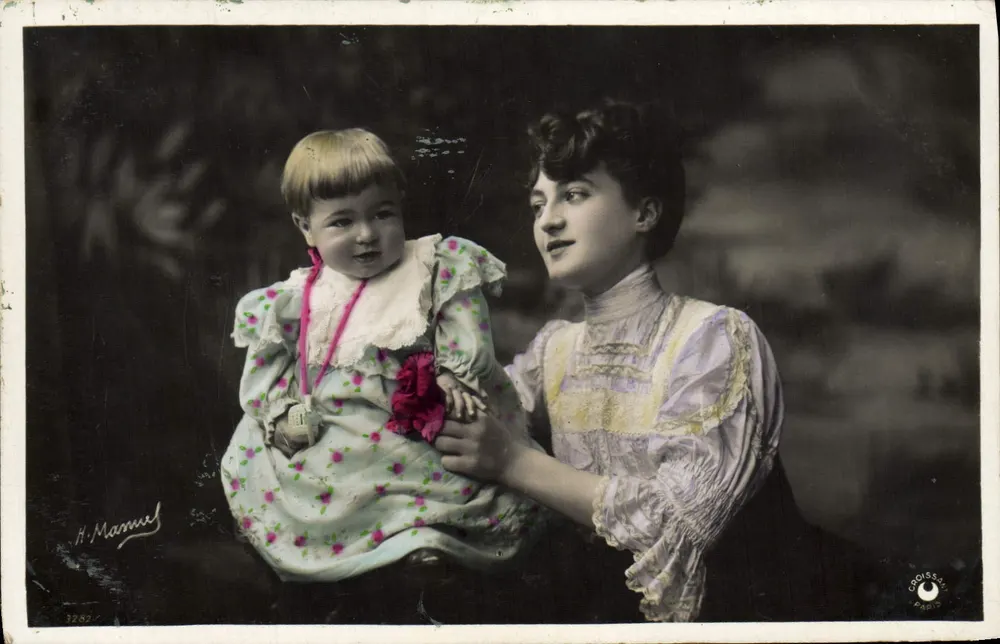 Frau, die ein kleines Mädchen hält — H. Mannel, Croissy-sur-Seine — n°3282 - Vorderseite