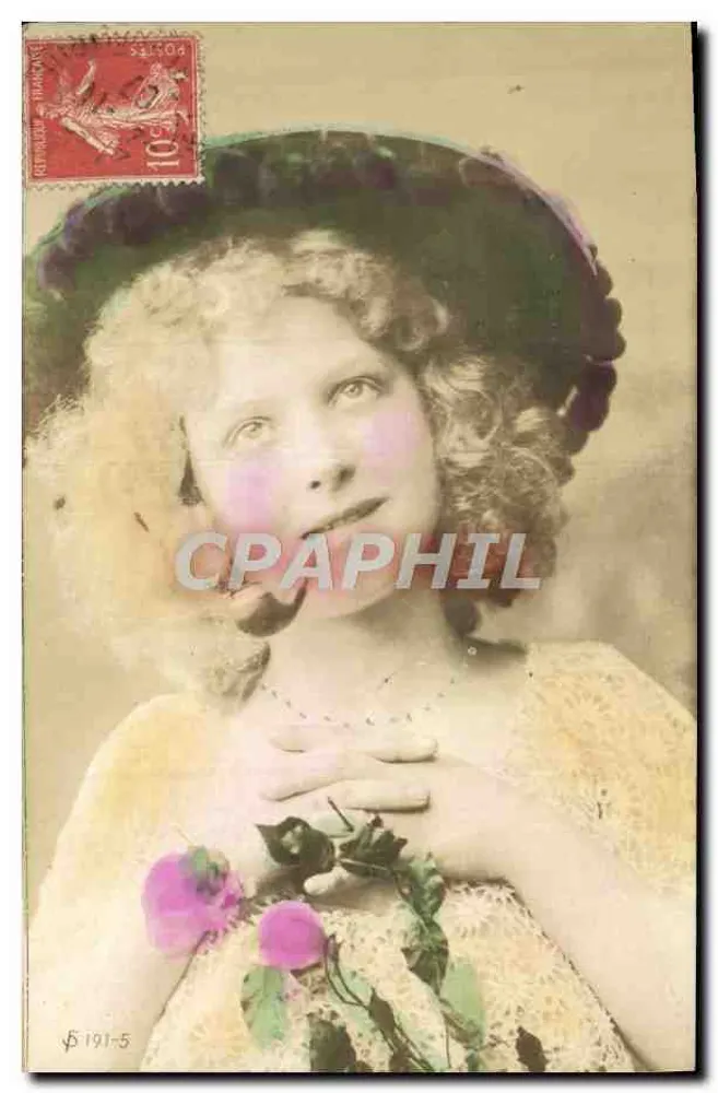 Jovem mulher em châtelaine — carta postal — editor desconhecido - Frente