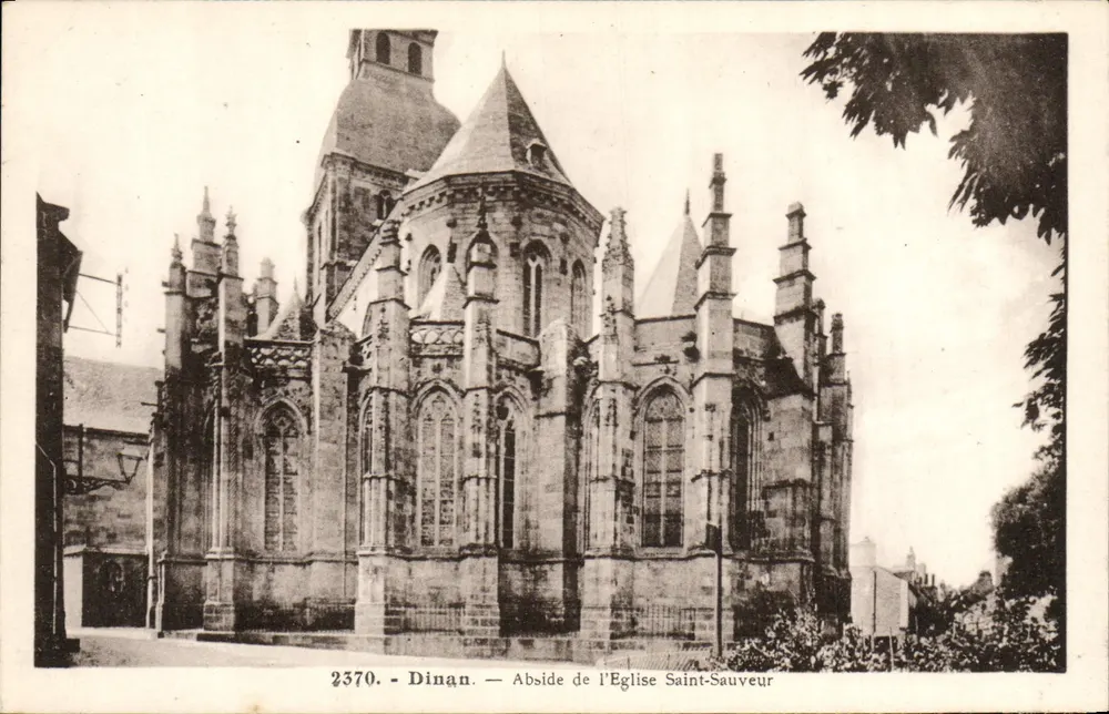 Dinan — Apsis der Kirche Saint-Sauveur — Serie 2370 - Vorderseite