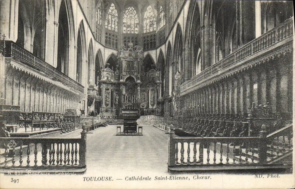 Toulouse — Catedral de São Etienne, Cúria — ND. Fot. - Frente