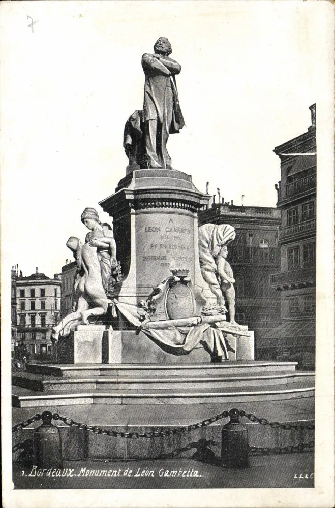 Bordeaux. Monumento de Léon Gambetta — editor AQUA & PHIL - Frente